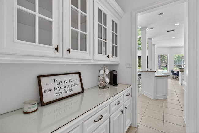 Building Photo - 10626 Crystal Cove Dr