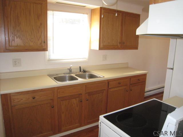 Building Photo - 125 Hickory Dr
