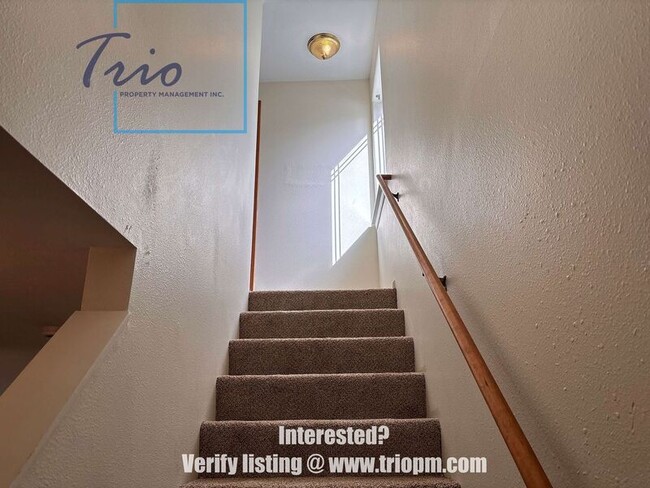 Building Photo - 457 Autumn Ave