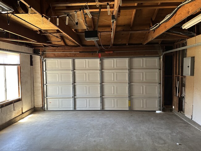 Building Photo - 4100 Goldust Dr