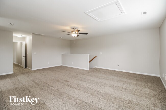 Building Photo - 8175 McClanahan Dr