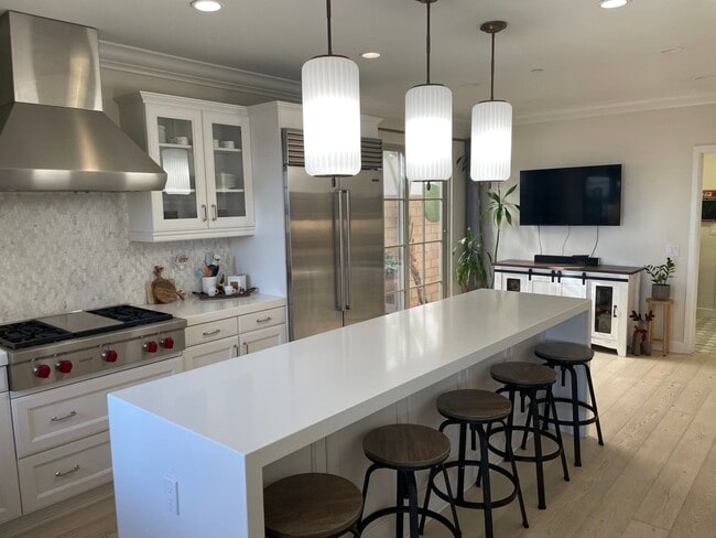 Building Photo - 3 bd/3.5 Ba Sea Summit Panoramic Ocean View Home in San Clemente!