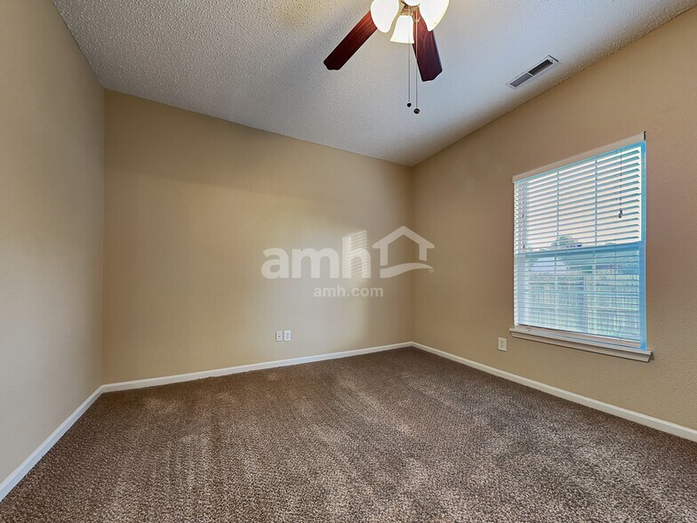 Building Photo - 6723 Harvest Ridge Ct