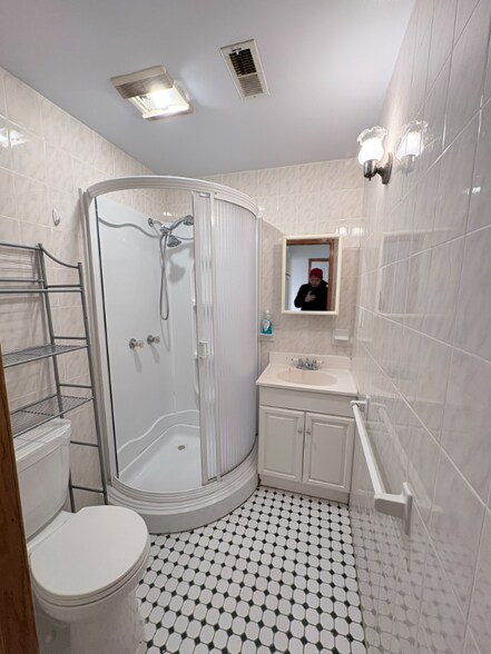 Building Photo - 1333 Mifflin St