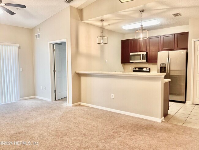 Building Photo - 4998 Key Lime Dr