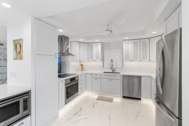 Building Photo - 121 Golden Isles Dr