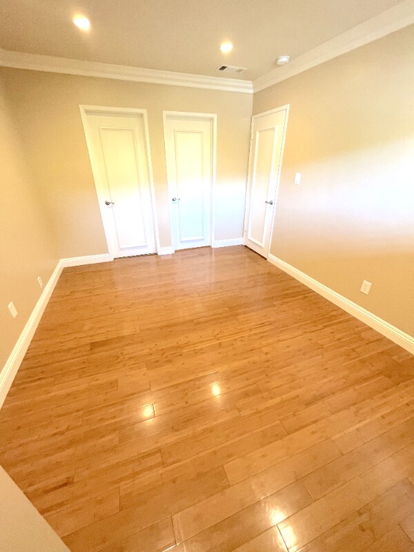 Building Photo - 100 Cliff Dr