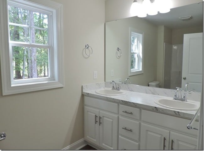 Building Photo - 4843 Jamestown Dr NW
