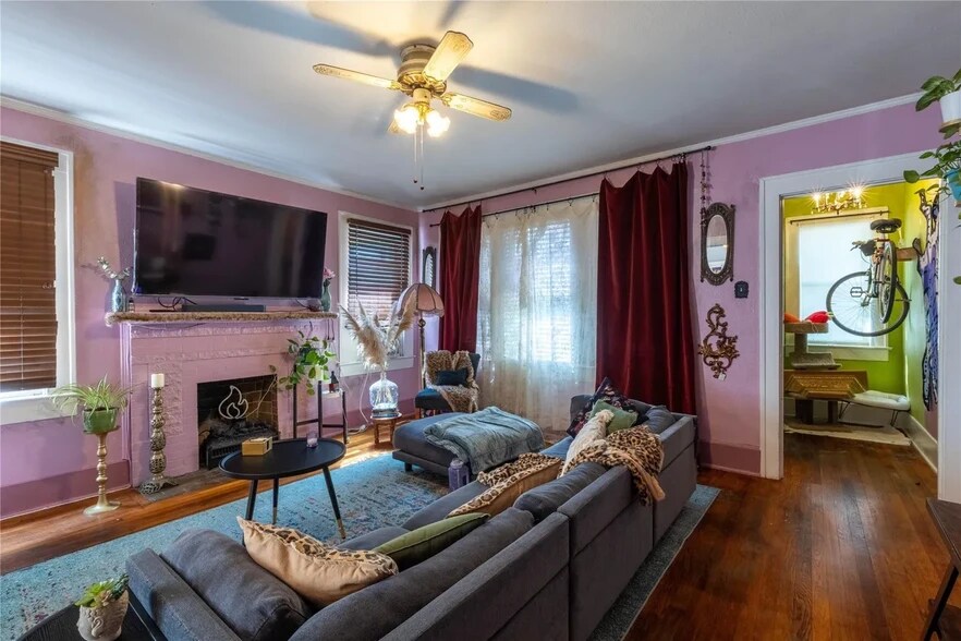 Building Photo - 4808 Junius St