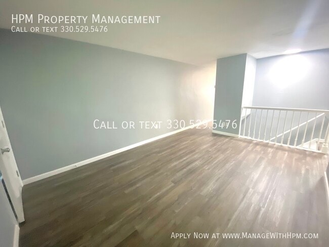 Building Photo - 1027 Pittsburg Ave NW