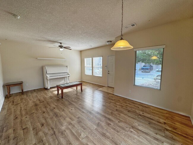 Building Photo - 11019 Marina Gate Trail NE