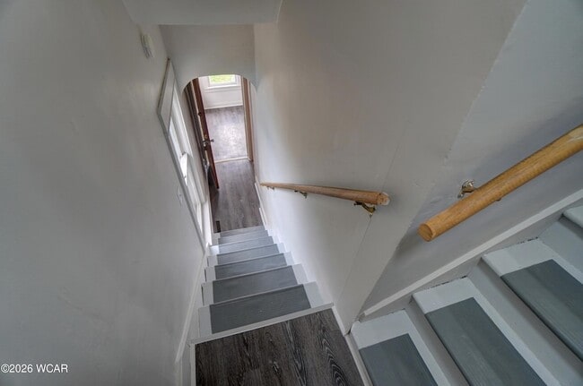 Building Photo - 1141.5 N Main St