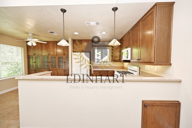 Building Photo - 6353 N Brix Ave