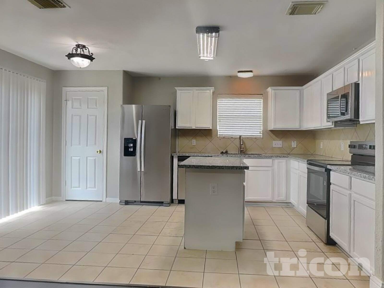 Building Photo - 19626 Beachy Ct