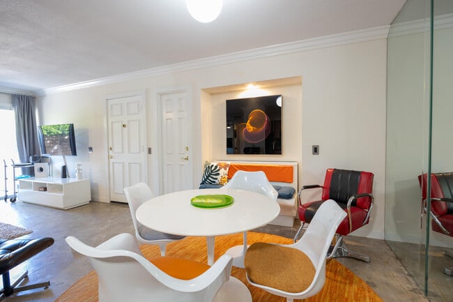 Building Photo - 1181 Sunflower Ln