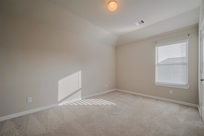 Building Photo - 7809 Axis Rdg Dr