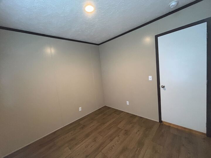 Building Photo - 601 Kathy St