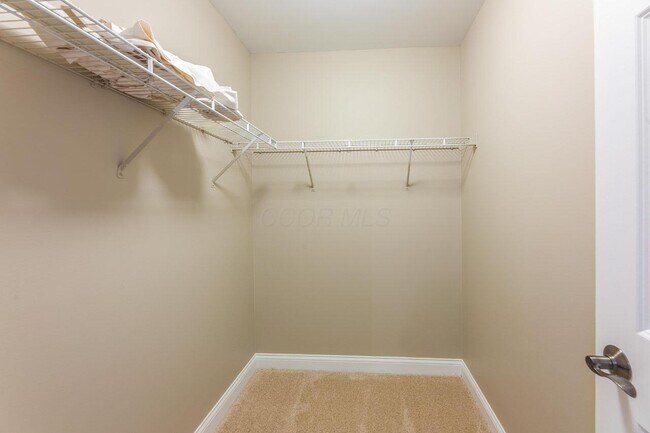 Building Photo - 4930 Brooksview Cir