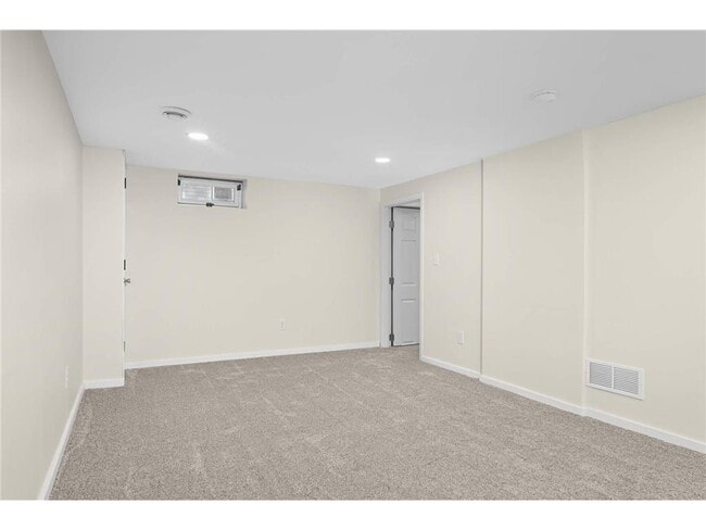 Building Photo - 6724 Scott Ave N