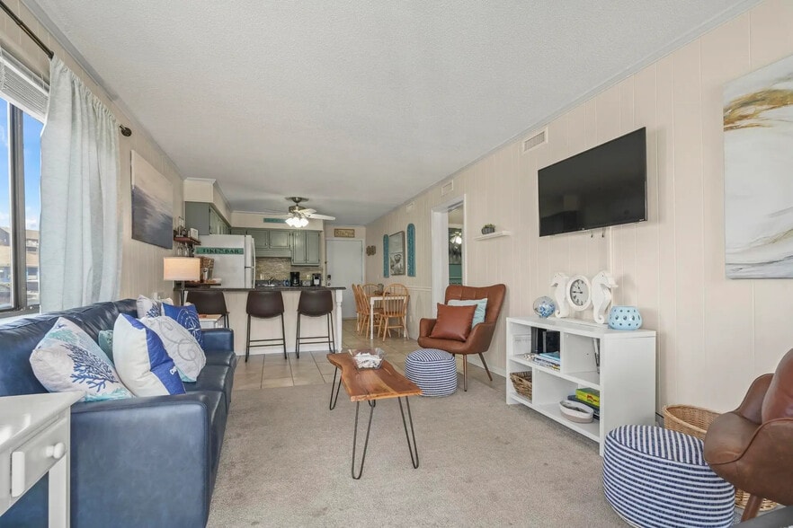 Living Room - 9620 Shore Dr