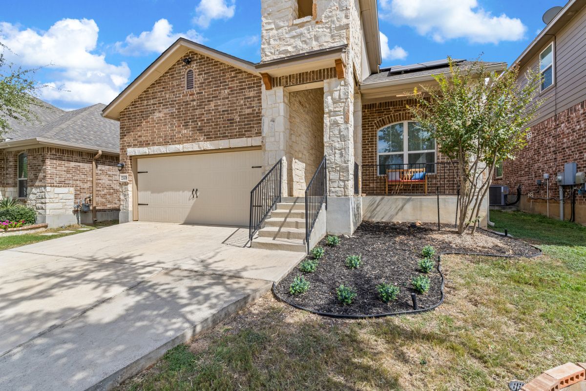 Building Photo - 22438 Akin Fawn