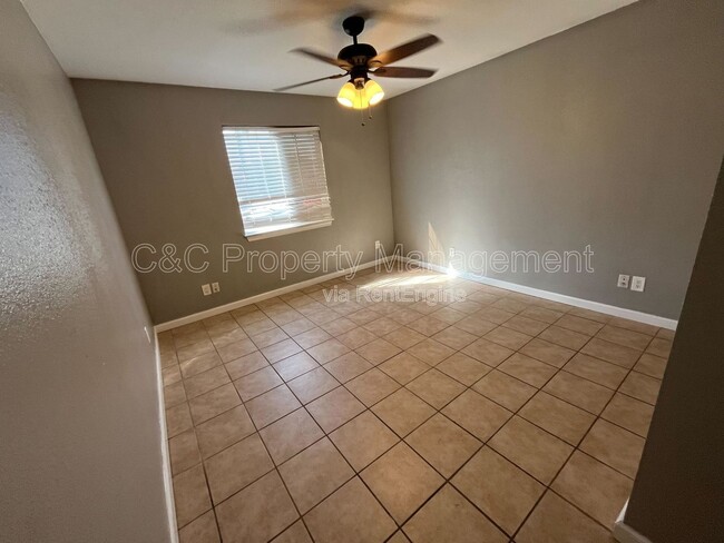 Building Photo - 35 W Emerson Ave