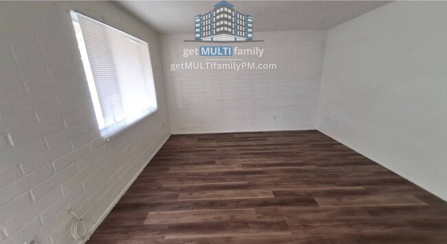 Building Photo - 8407 E Coronado Rd