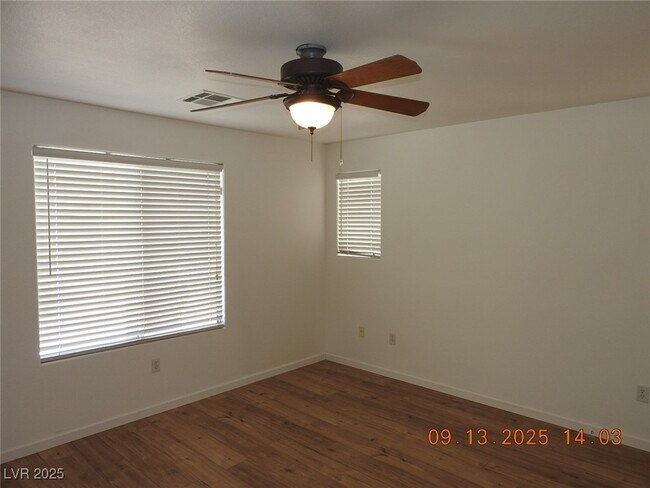 Building Photo - 9504 Havasu Canyon Ave