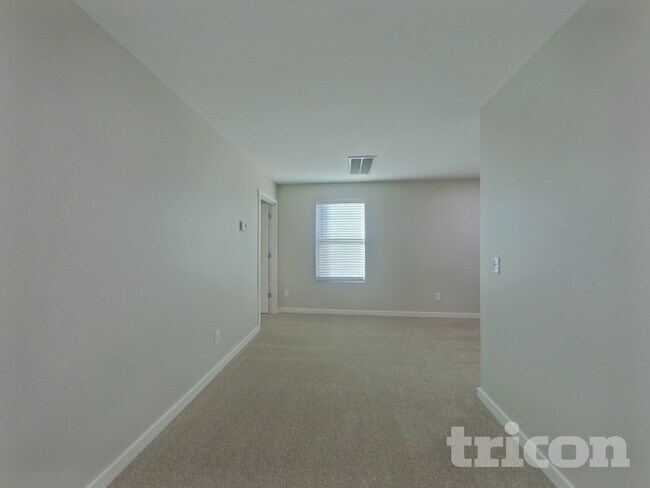 Building Photo - 930 Corvus Ct