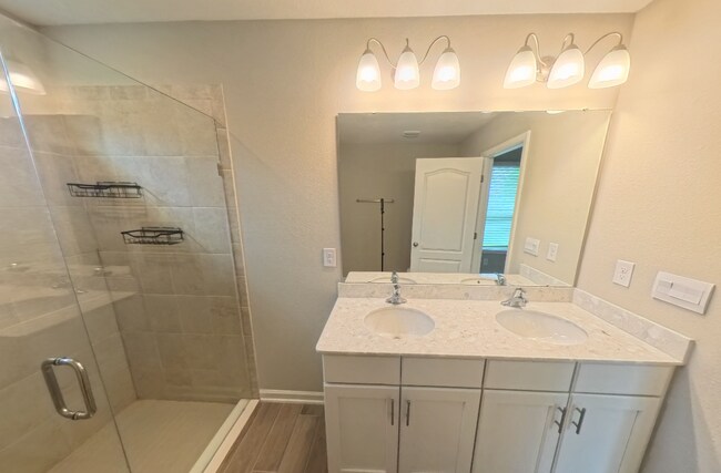 Building Photo - 70409 Winding River Dr