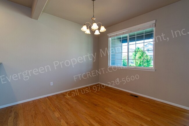 Building Photo - 2802 Exmoor Ln