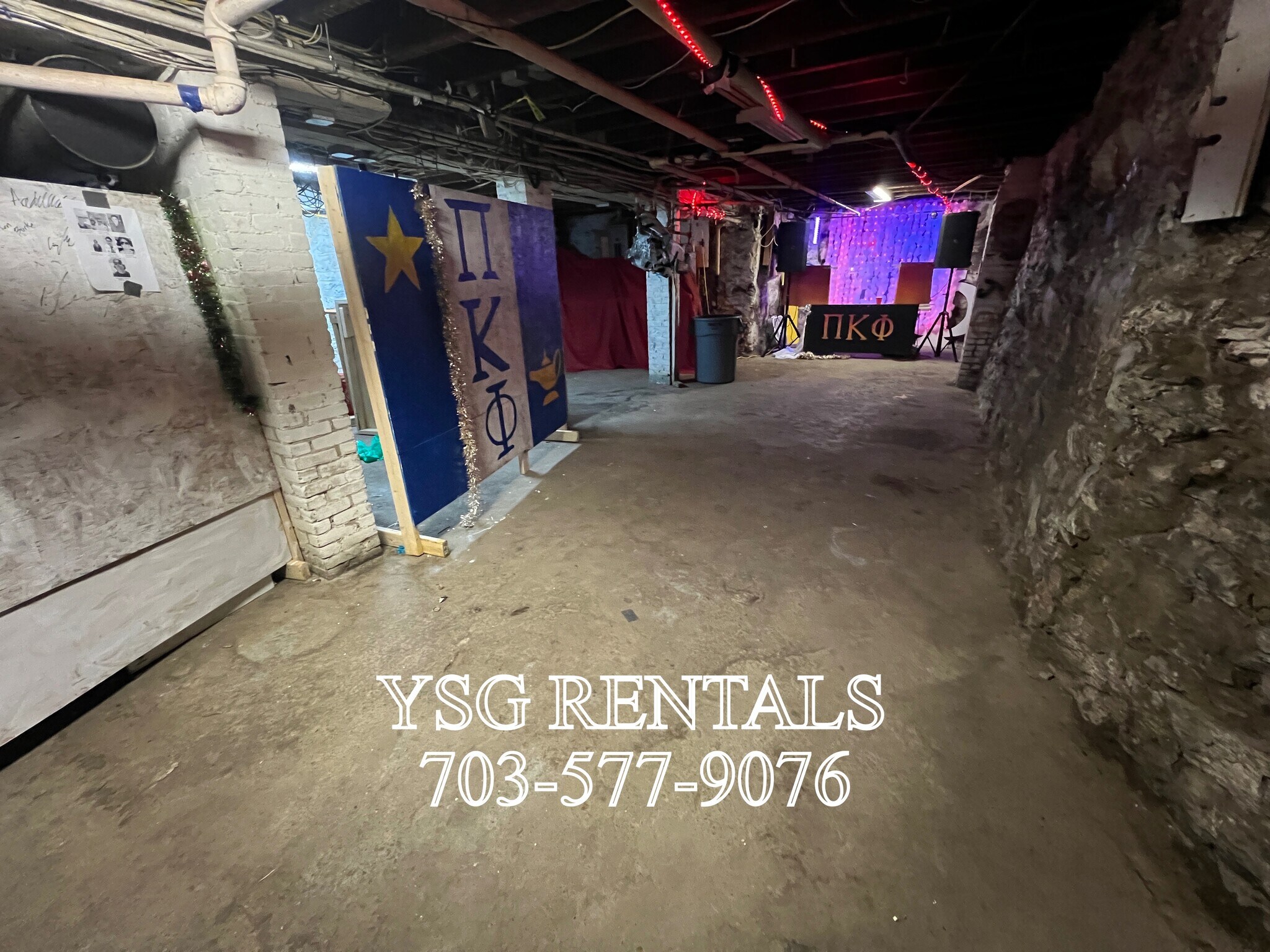 Building Photo - 9 Sunset St