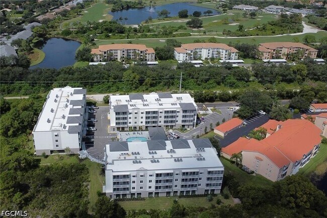 Building Photo - 26600 Rosewood Pointe Dr