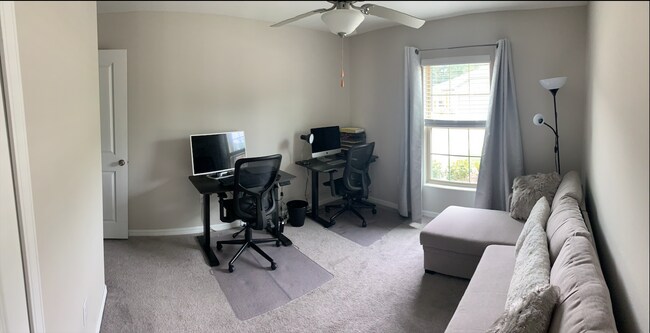 Building Photo - 13335 Crest Lake Dr