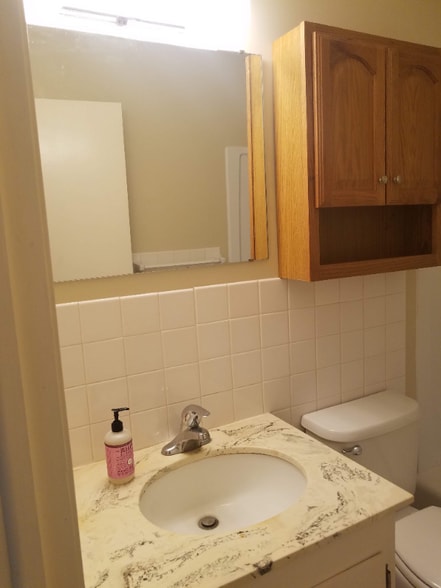 Building Photo - 930 6th St S