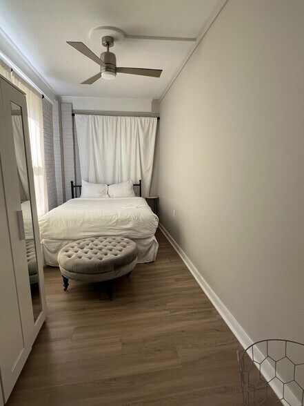 07_Bedroom - 4003 Devine St