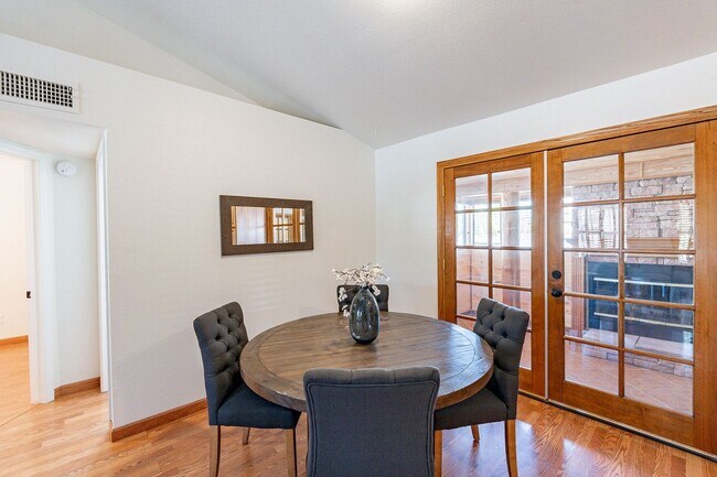 Building Photo - Gem in Fountain Hills!
