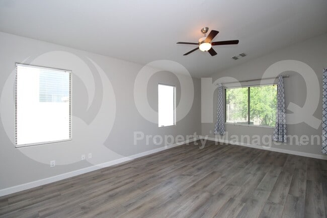 Building Photo - 3721 S Ashley Pl