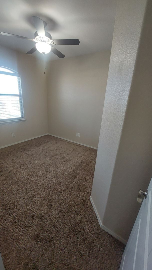 Building Photo - Backyard Oasis!!!  Beautiful 4 bedroom 2.5 bathroom 2 story home on corner lot!
