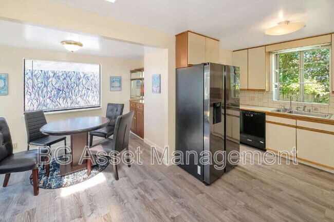 Building Photo - 6606 Aqua Vista Ct