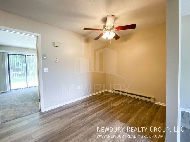 Building Photo - 19 Clearview Meadows