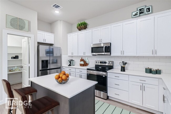 Building Photo - HAMILTON PLAN