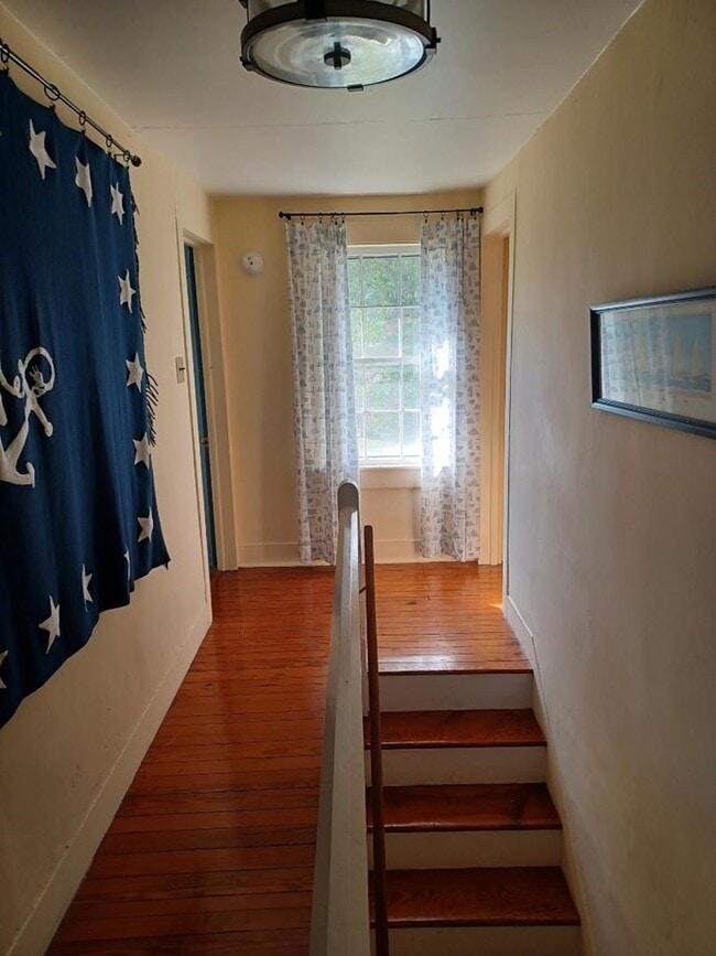 Building Photo - 36003 Radcliff Rd