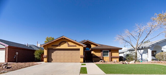 Building Photo - 1123 Night Hawk Dr