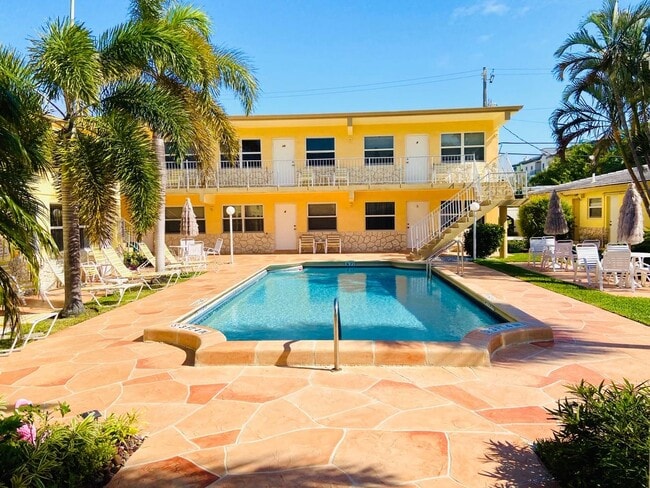 Building Photo - 4532 Bougainvilla Dr
