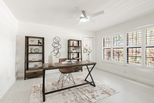 Building Photo - Naples Annual Rental –Single-Family Home w...
