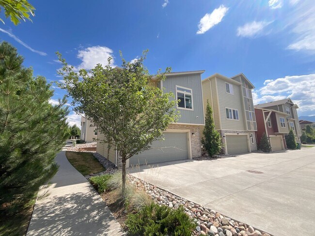 Building Photo - 2 Bedroom Home Available Near S Union Blvd & Martin Luther Kings Jr Bypass!