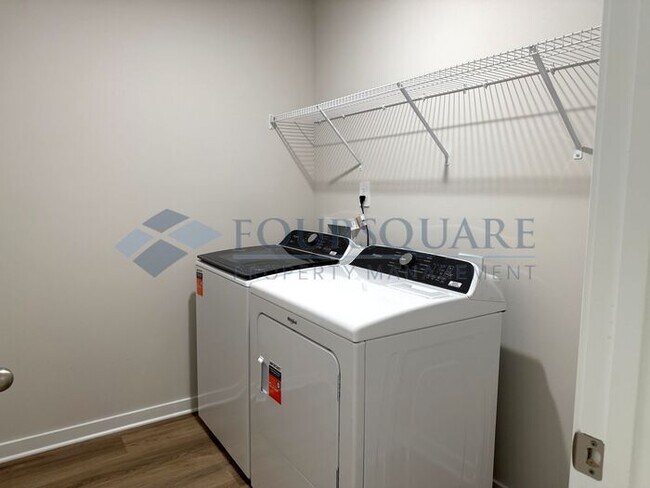 Building Photo - Beautiful New Construction Home Surrounded by Nature: 4 Beds , 2-Car Garage ,Washer & Dryer Included