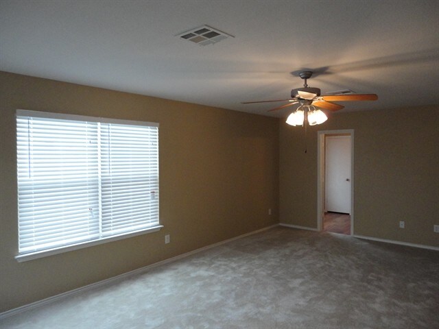 Building Photo - 5337 Mathra Dr