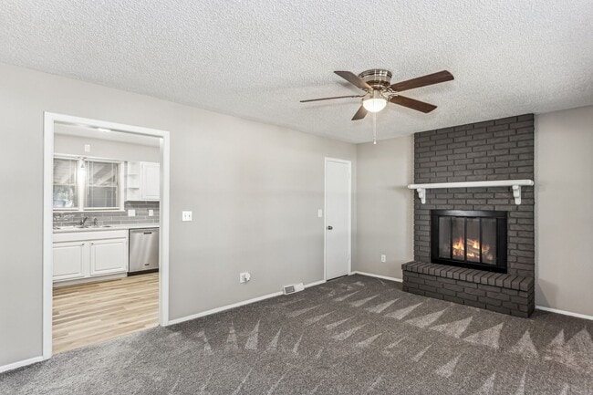 Building Photo - Spacious 3-Bedroom Home for Rent with Base...